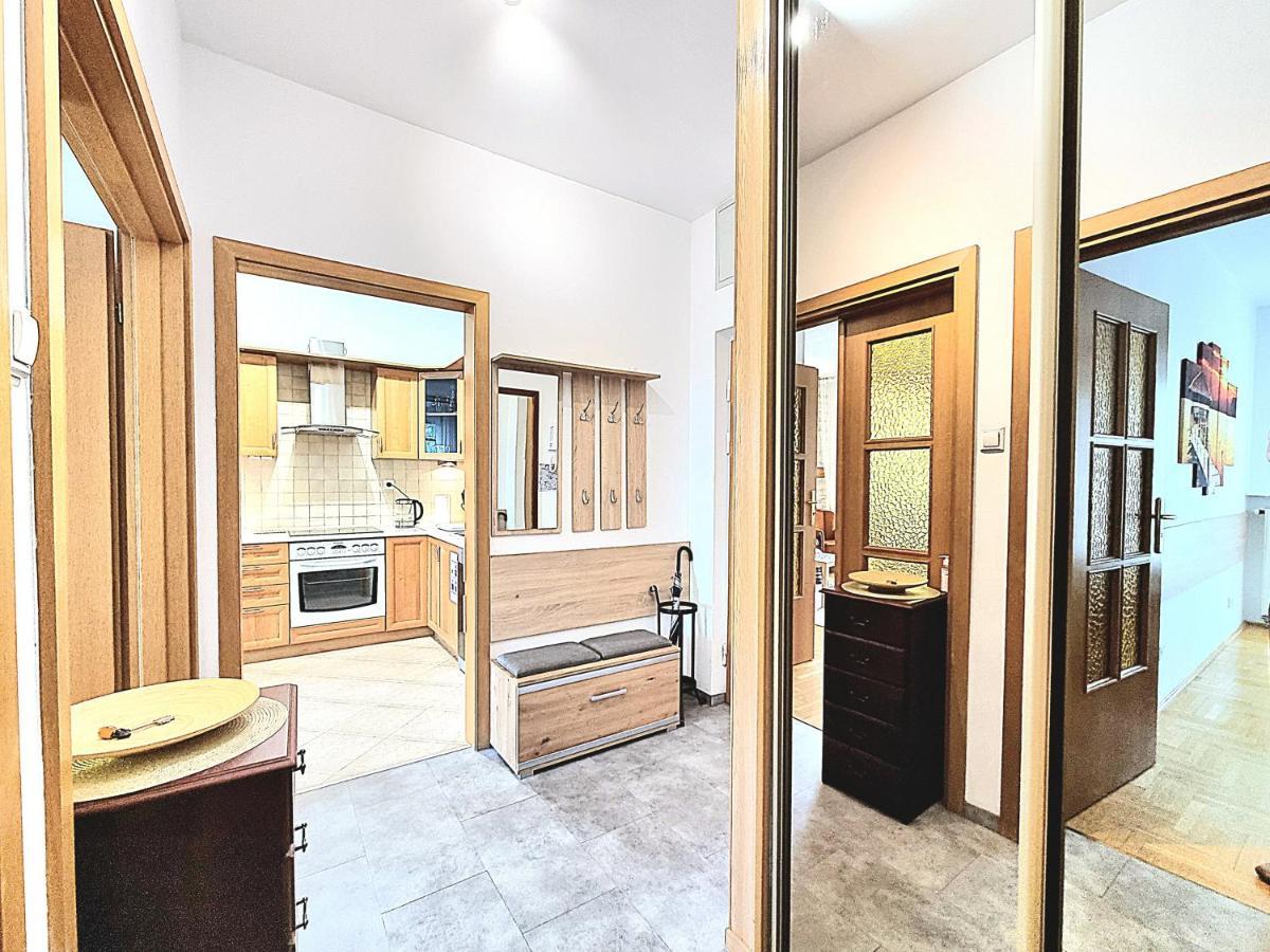 Saska Kepa Apartment Varşovia Exterior foto