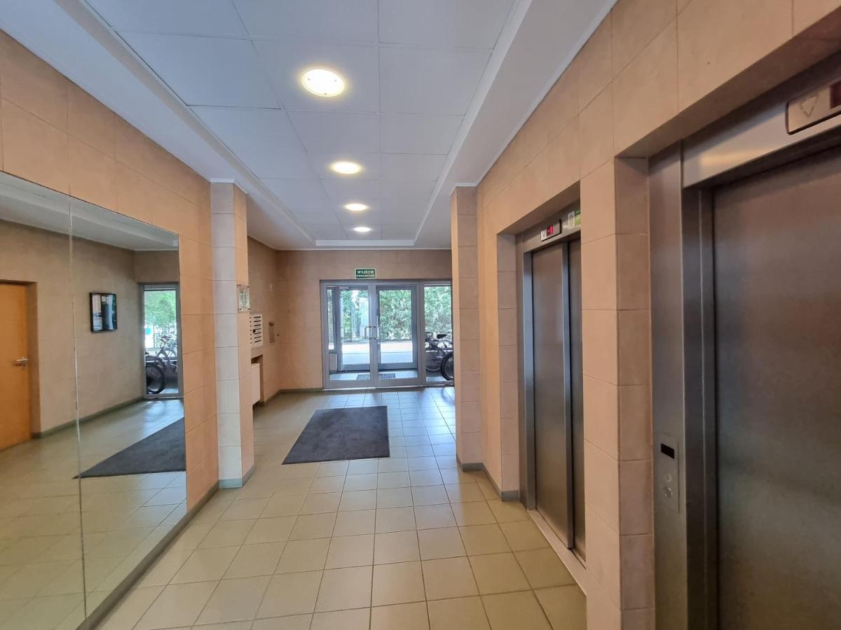 Saska Kepa Apartment Varşovia Exterior foto